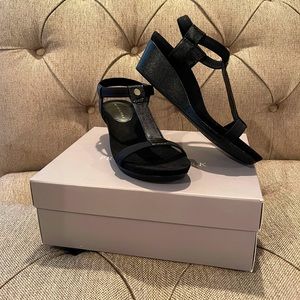 Preston & York ladies Sz6.5 Black Sandal